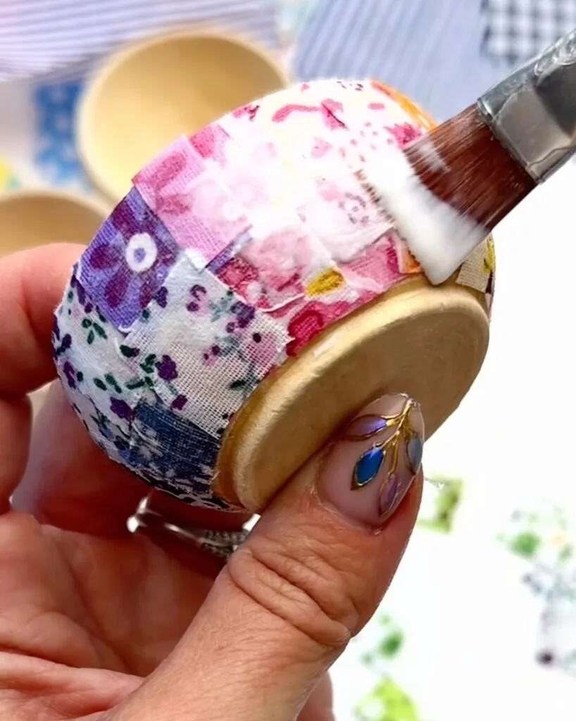 cover fabric bowl with Mod Podge